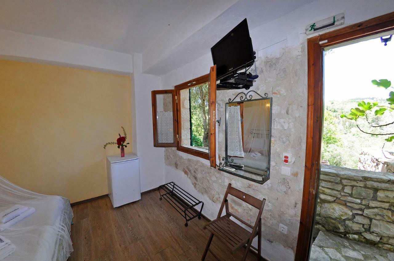 Adamantia Hotel Gáiosz Kültér fotó